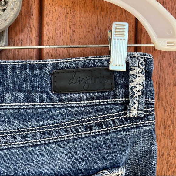 Daytrip Distressed Bootcut Jeans - Picture 8 of 13